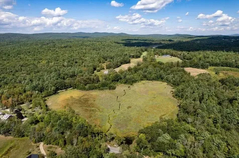 22 Abberton Road Canterbury NH 03224