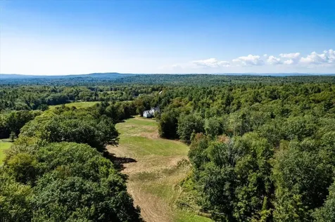 22 Abberton Road Canterbury NH 03224