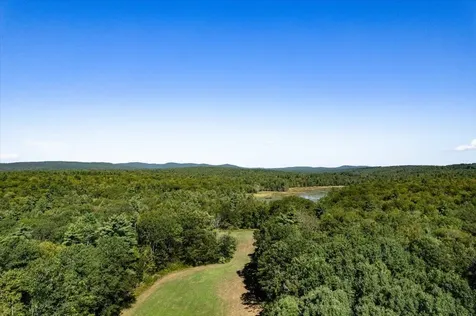 22 Abberton Road Canterbury NH 03224