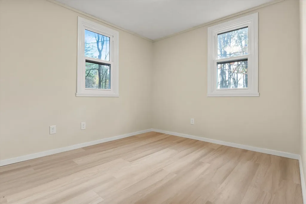 475 Old County Road Deering NH 03244