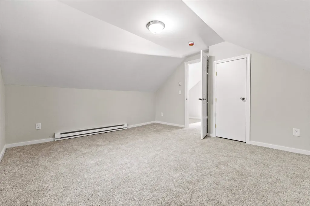 475 Old County Road Deering NH 03244