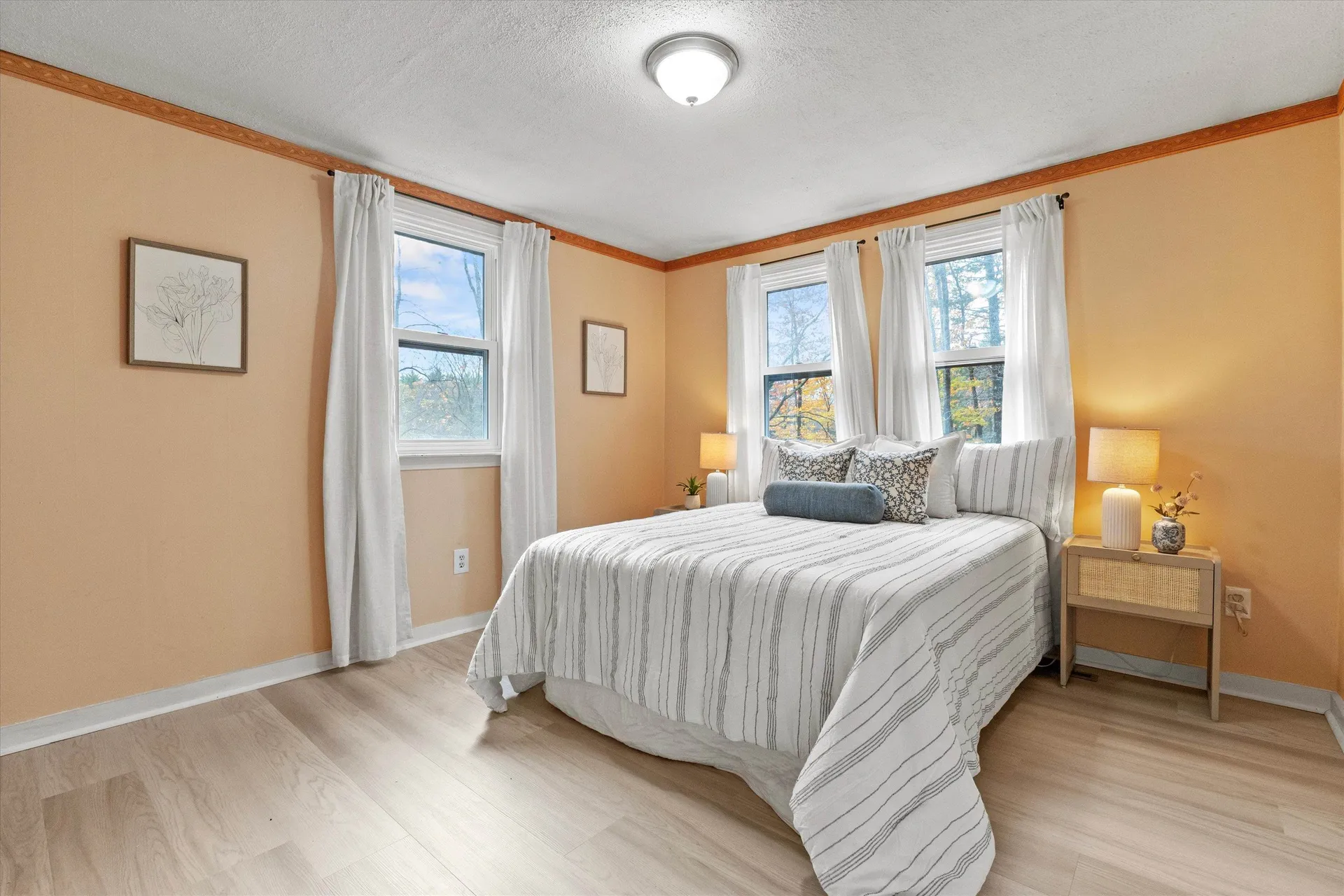 475 Old County Road Deering NH 03244