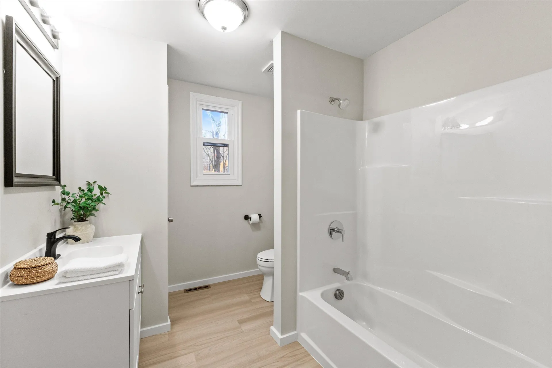 475 Old County Road Deering NH 03244