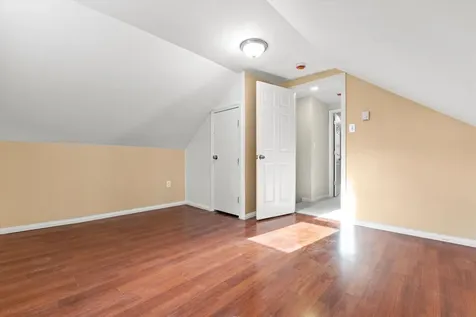 475 Old County Road Deering NH 03244