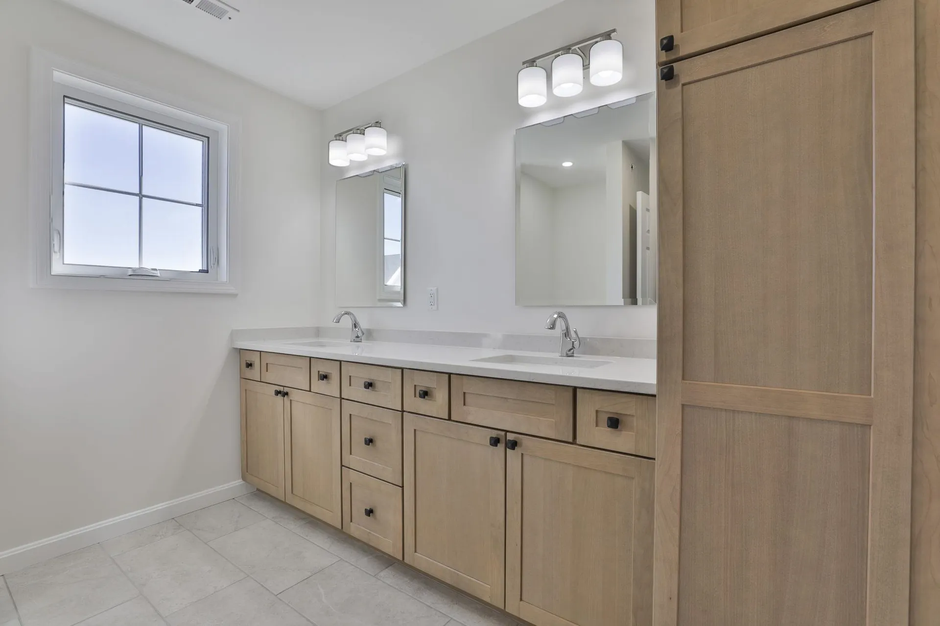 17 Autumn Lane Raymond NH 03077