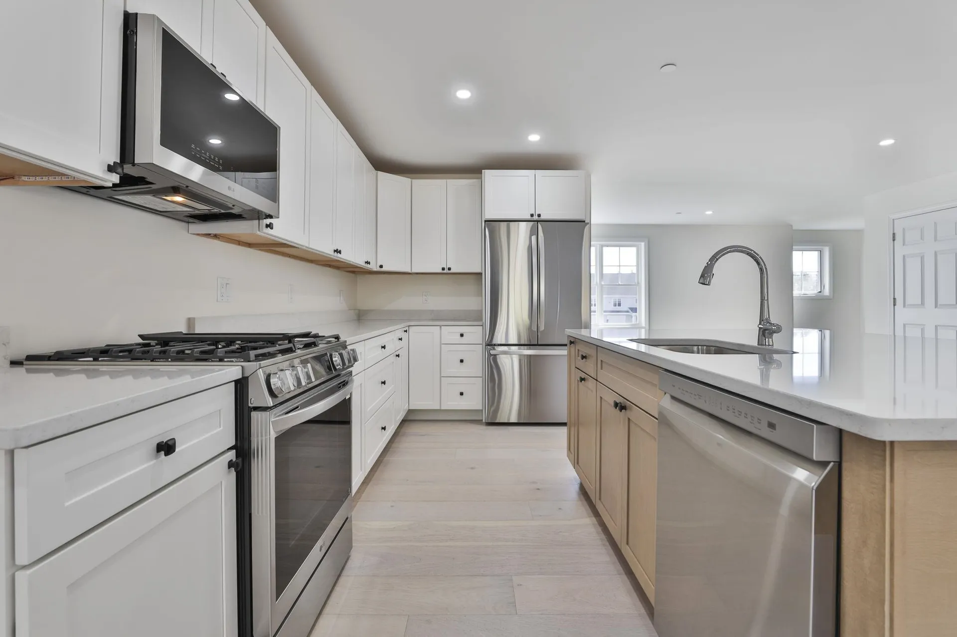 17 Autumn Lane Raymond NH 03077