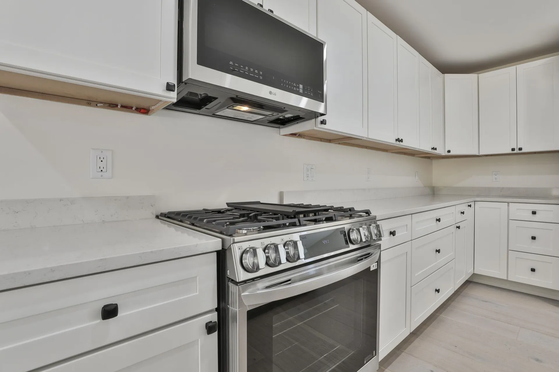 17 Autumn Lane Raymond NH 03077