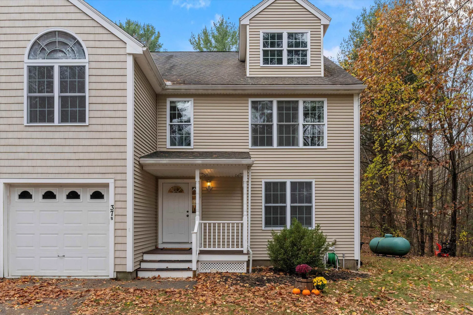 37 Dugout Road Hudson NH 03051