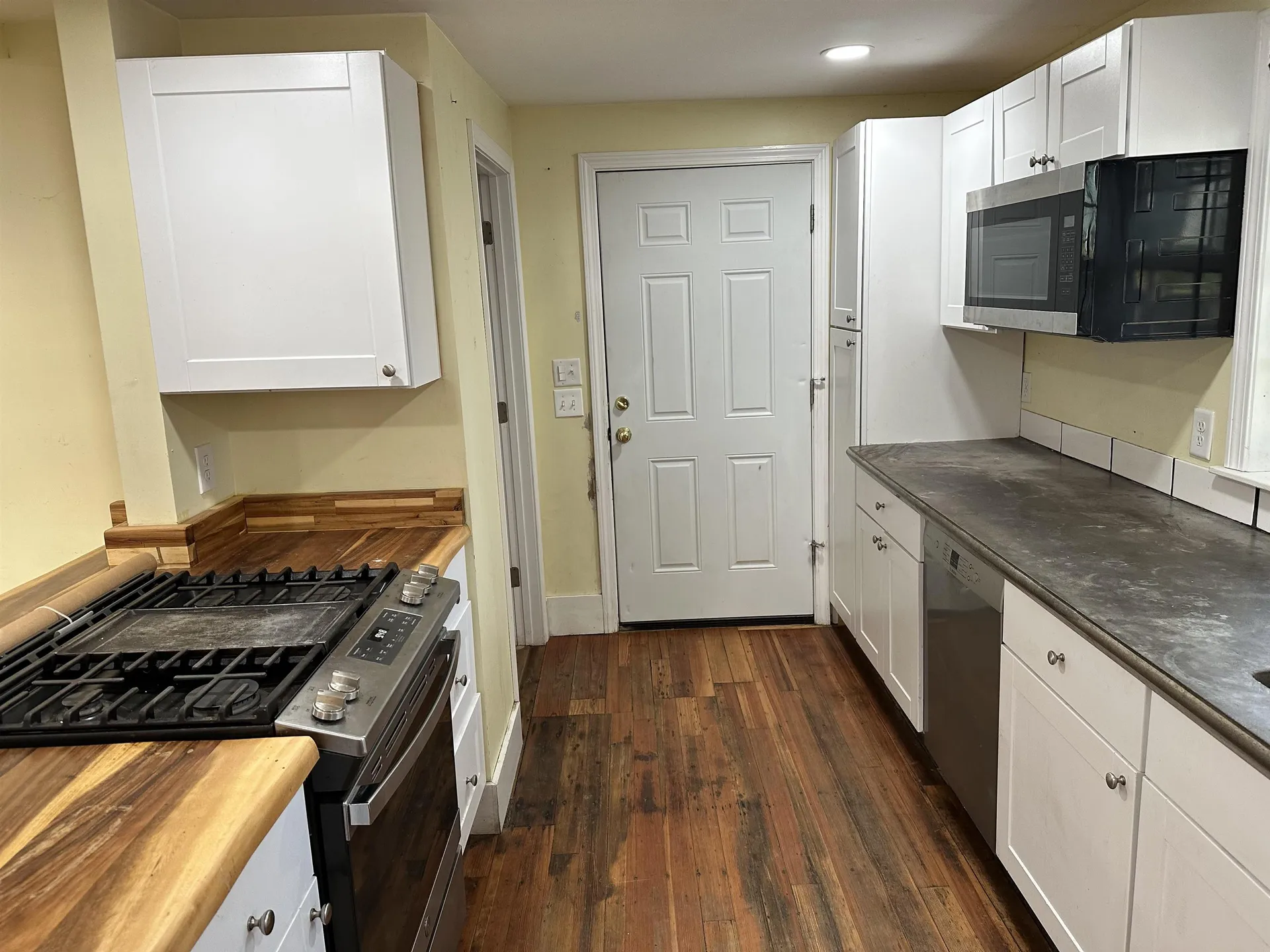 28 Russell Avenue Troy NH 03465