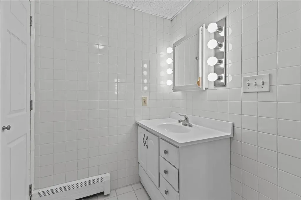 100 Kennedy Drive South Burlington VT 05403