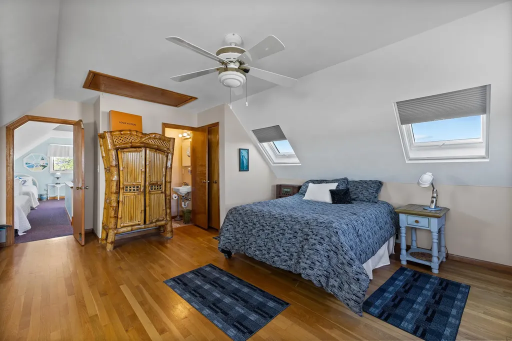 73 Church Street Hampton NH 03842