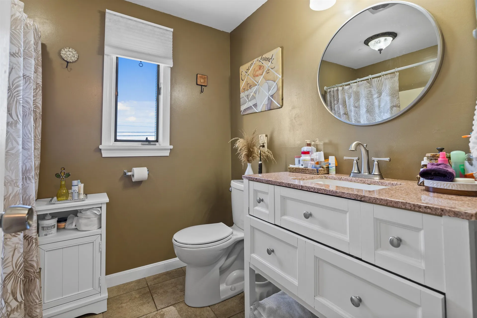 73 Church Street Hampton NH 03842