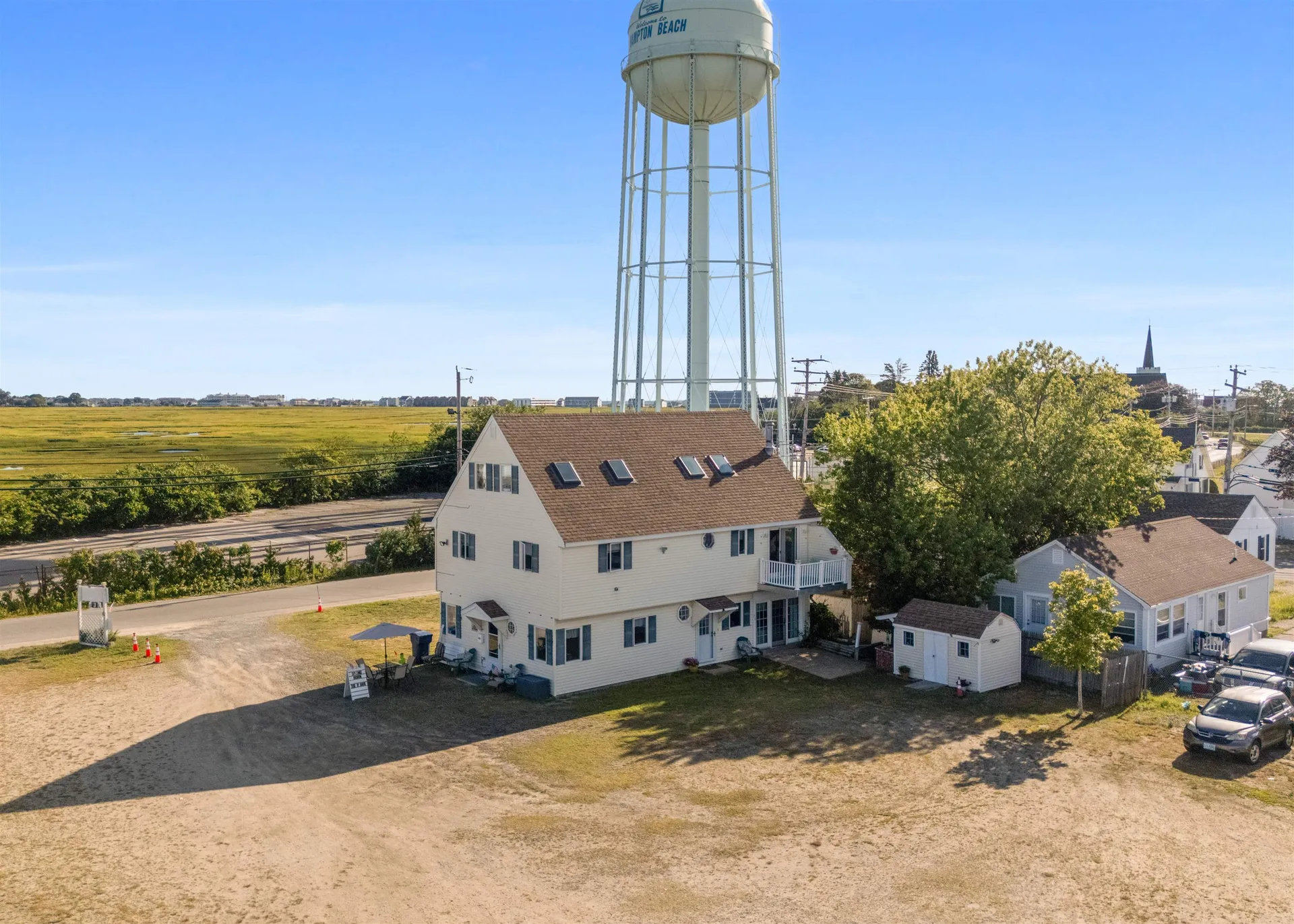 73 Church Street Hampton NH 03842