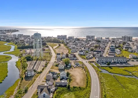 73 Church Street Hampton NH 03842