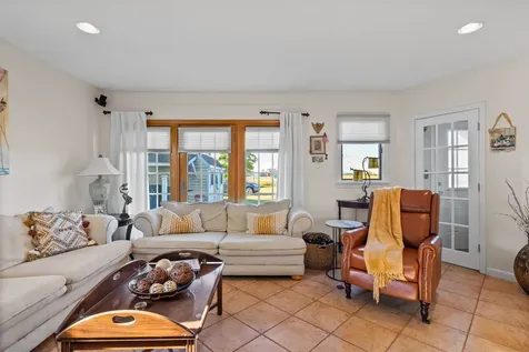 73 Church Street Hampton NH 03842