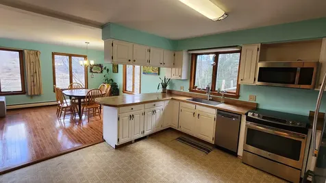 282 Penniman Road Plainfield NH 03781