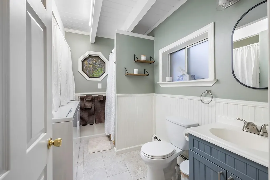 30 Avalon Road Farmington NH 03835