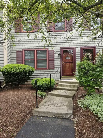 76 Bartemus Trail Nashua NH 03062