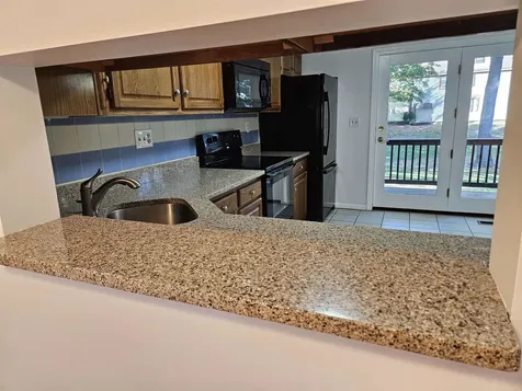 76 Bartemus Trail Nashua NH 03062