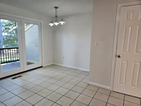 76 Bartemus Trail Nashua NH 03062