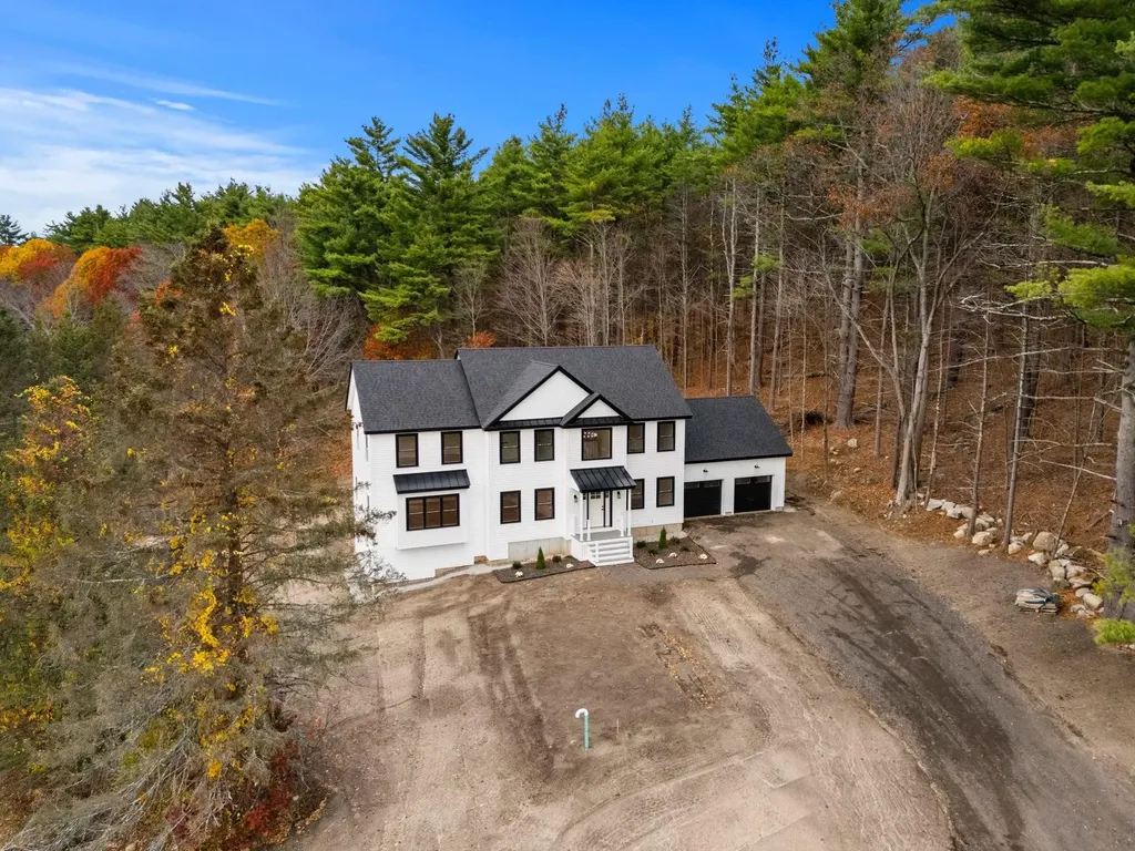 80.5 English Range Road Derry NH 03038