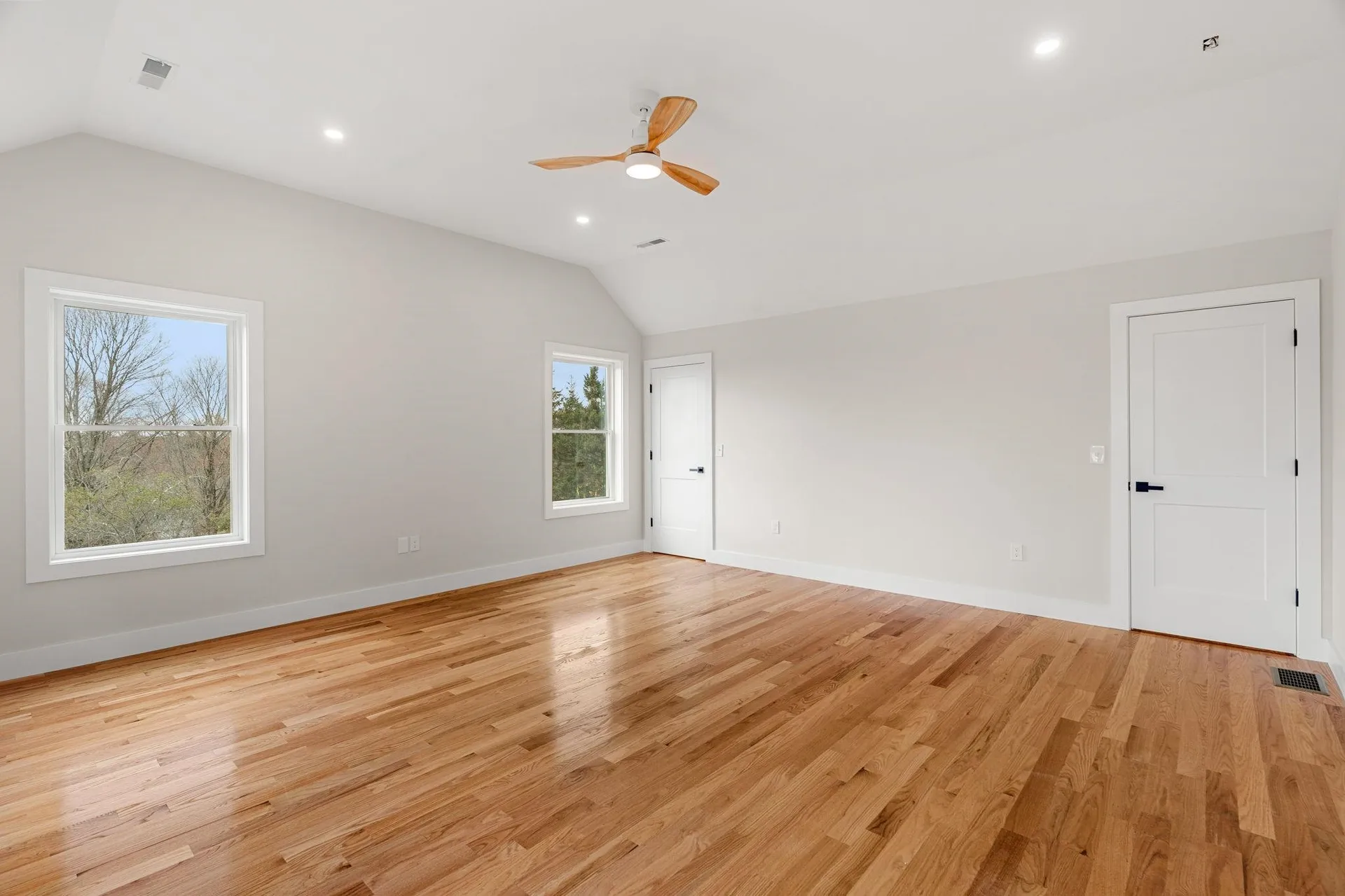 80.5 English Range Road Derry NH 03038