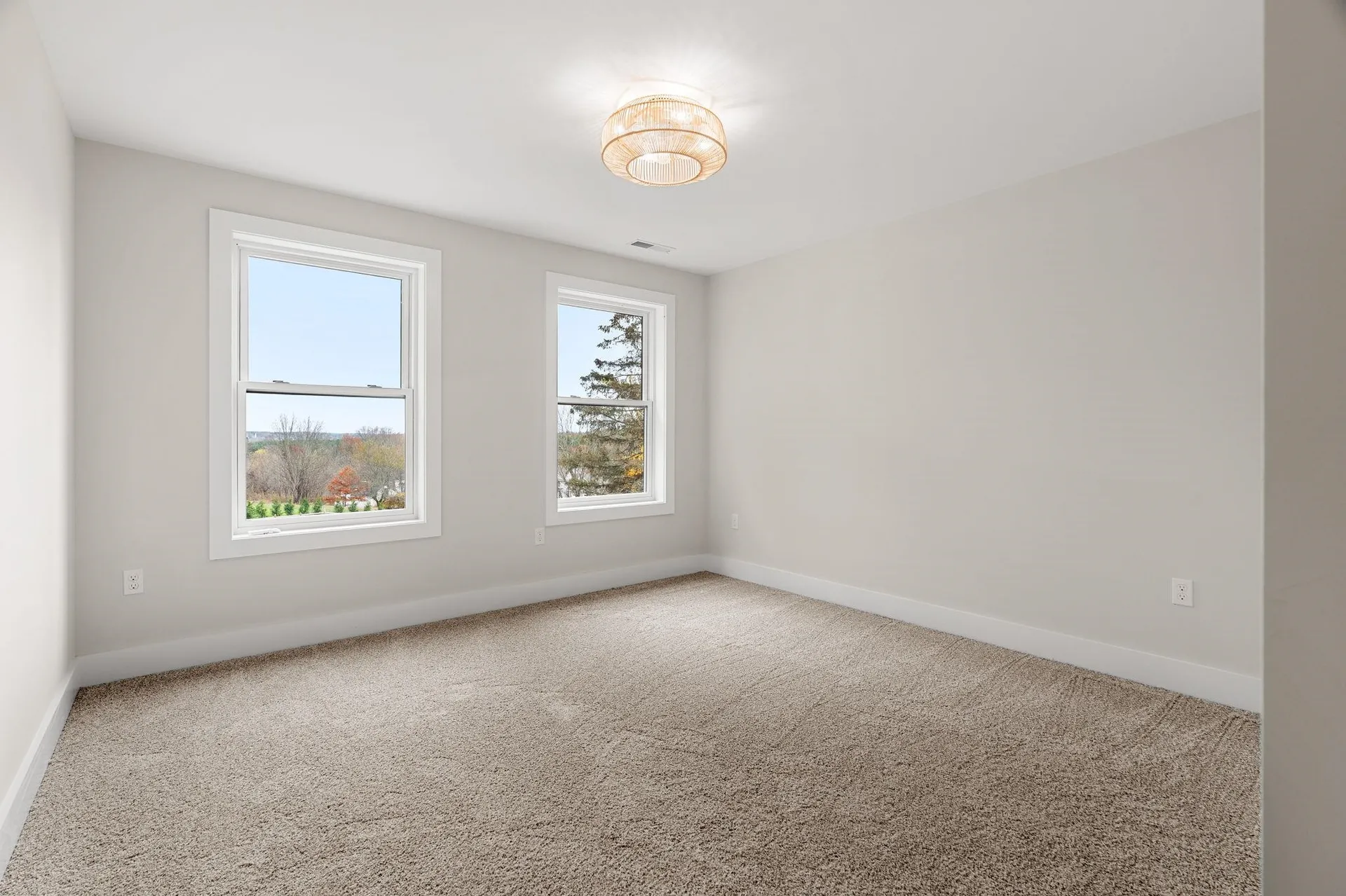 80.5 English Range Road Derry NH 03038