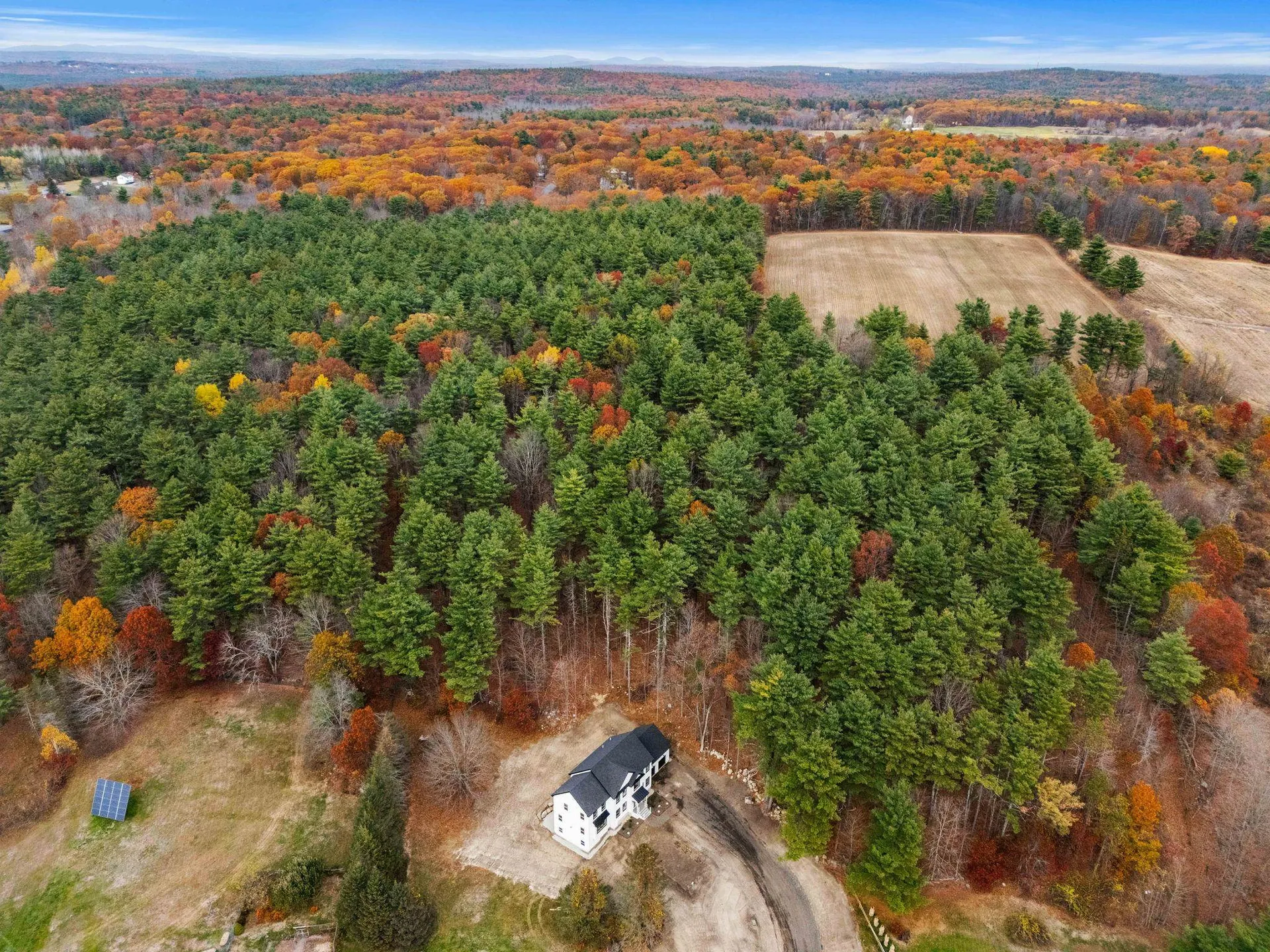 80.5 English Range Road Derry NH 03038