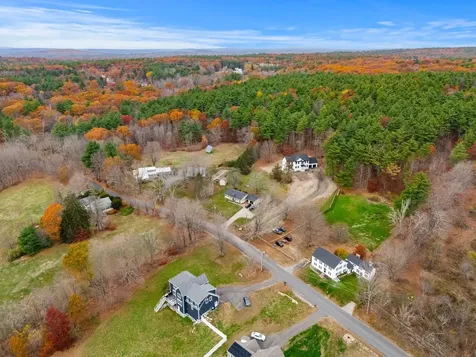 80.5 English Range Road Derry NH 03038