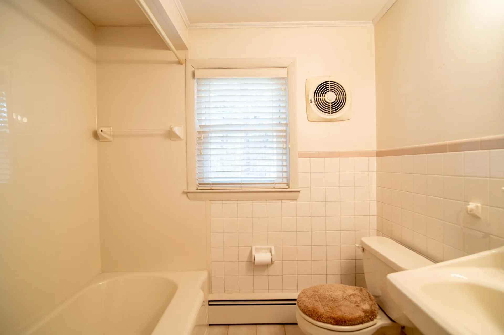 17 Drinkwater Road Hampton Falls NH 03844