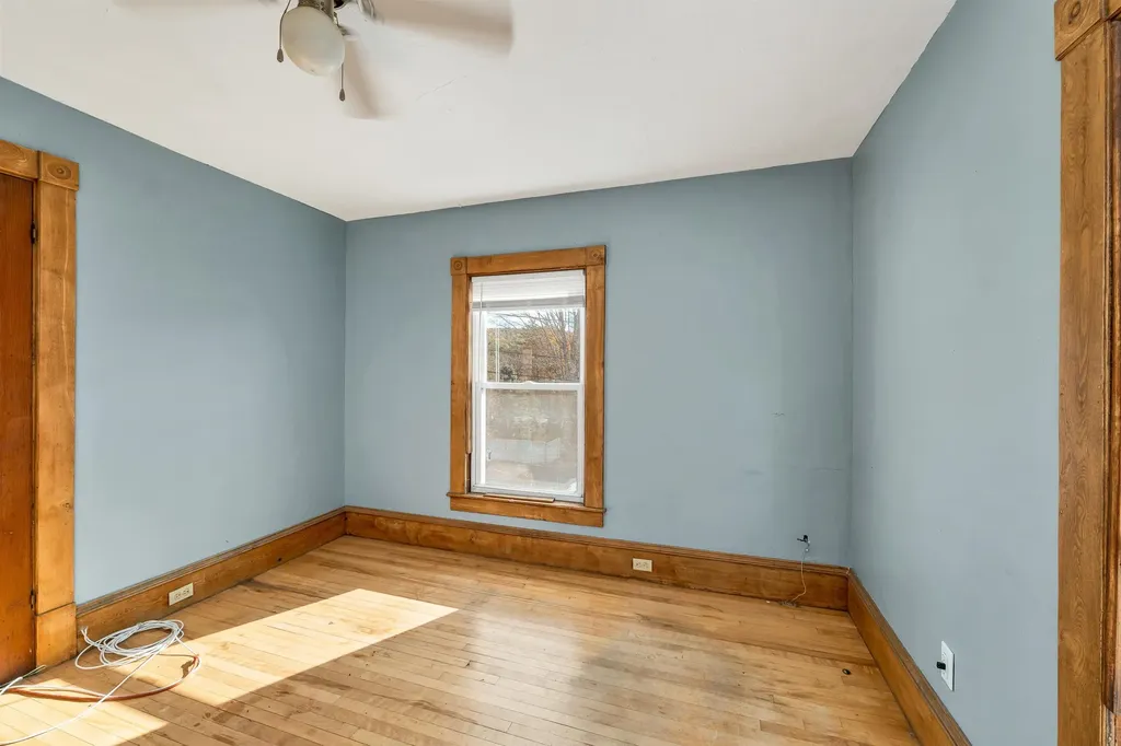 124 East Main Street Tilton NH 03276