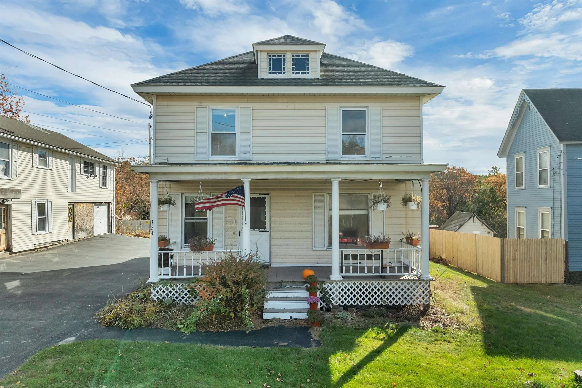 Tilton NH, 124 East Main Street