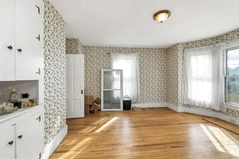 124 East Main Street Tilton NH 03276