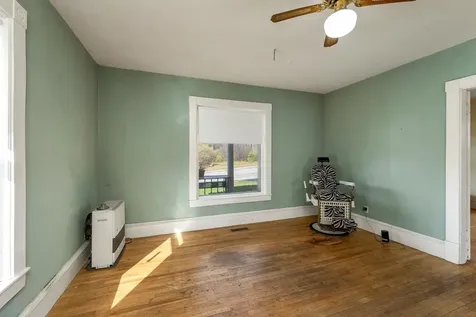 124 East Main Street Tilton NH 03276