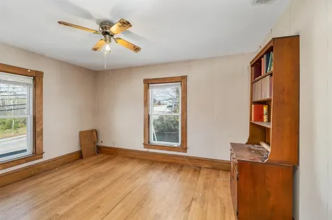 124 East Main Street Tilton NH 03276