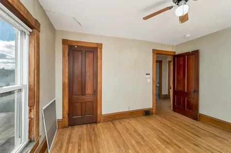 124 East Main Street Tilton NH 03276