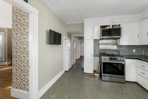 124 East Main Street Tilton NH 03276