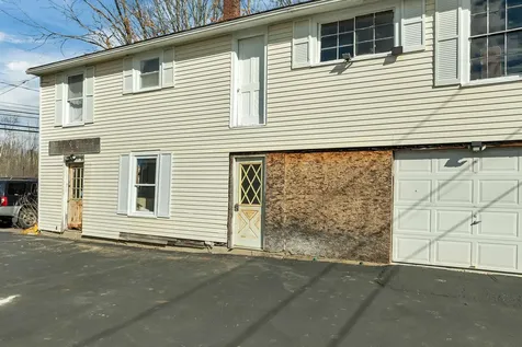 124 East Main Street Tilton NH 03276