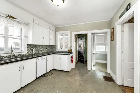 124 East Main Street Tilton NH 03276