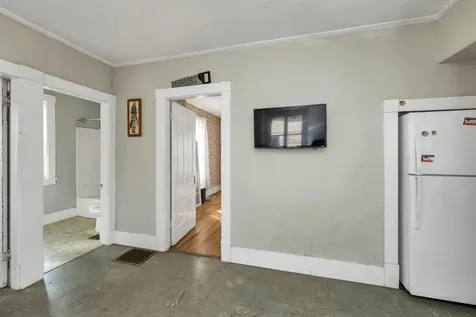 124 East Main Street Tilton NH 03276