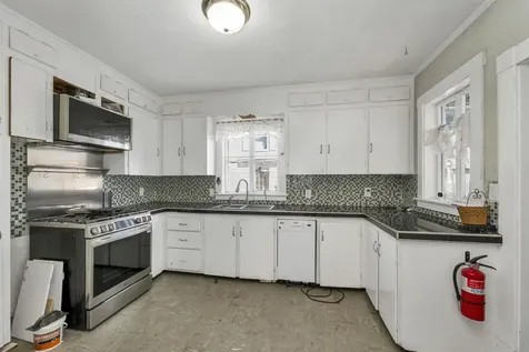 124 East Main Street Tilton NH 03276