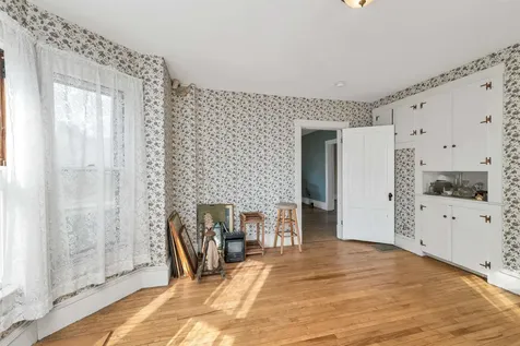 124 East Main Street Tilton NH 03276