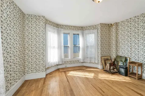 124 East Main Street Tilton NH 03276