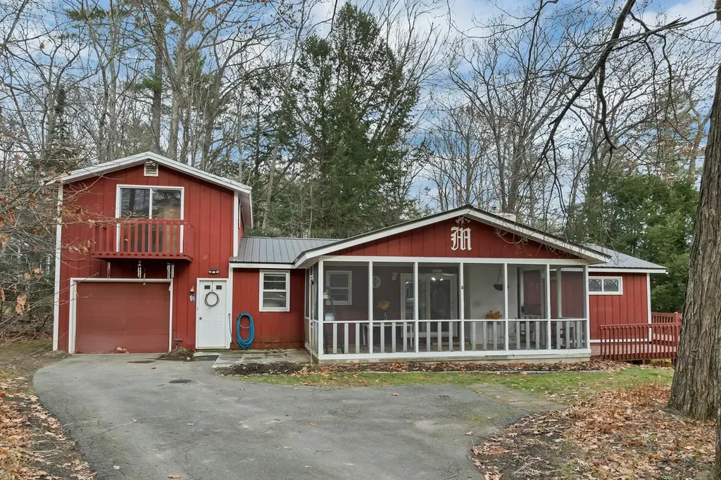 96 Dam Site Road Barnstead NH 03225