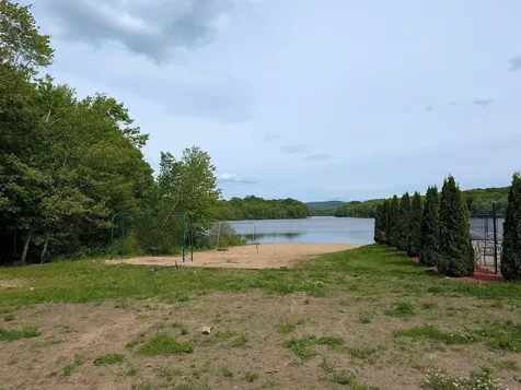 96 Dam Site Road Barnstead NH 03225