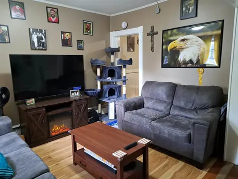 232 North Street Claremont NH 03743