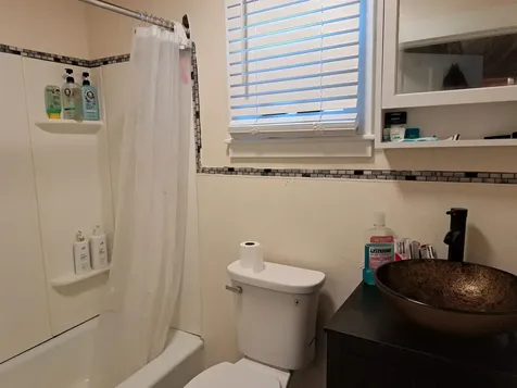 232 North Street Claremont NH 03743