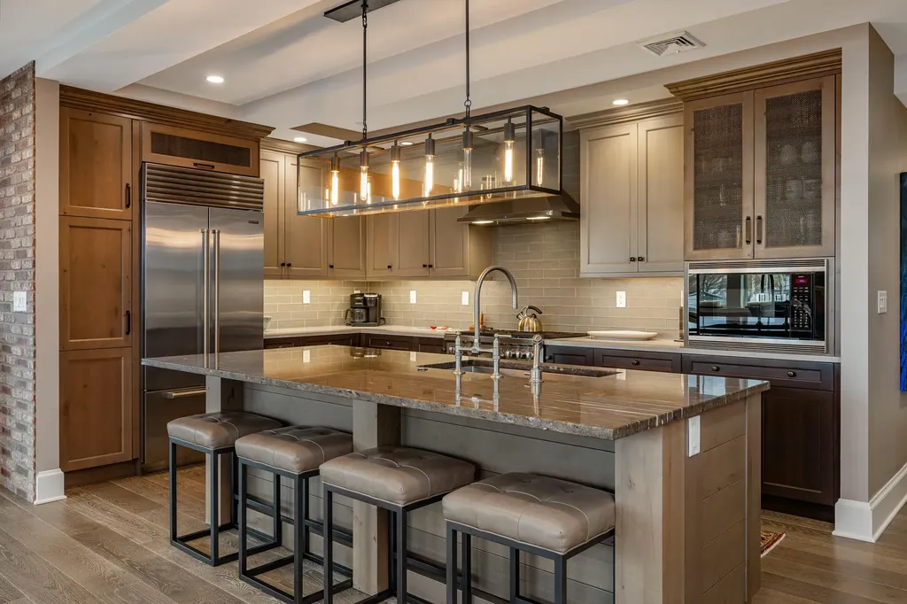 233 Vaughan Street Portsmouth NH 03801