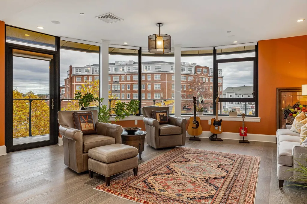 233 Vaughan Street Portsmouth NH 03801