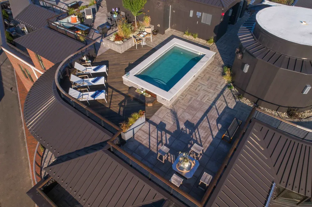 233 Vaughan Street Portsmouth NH 03801